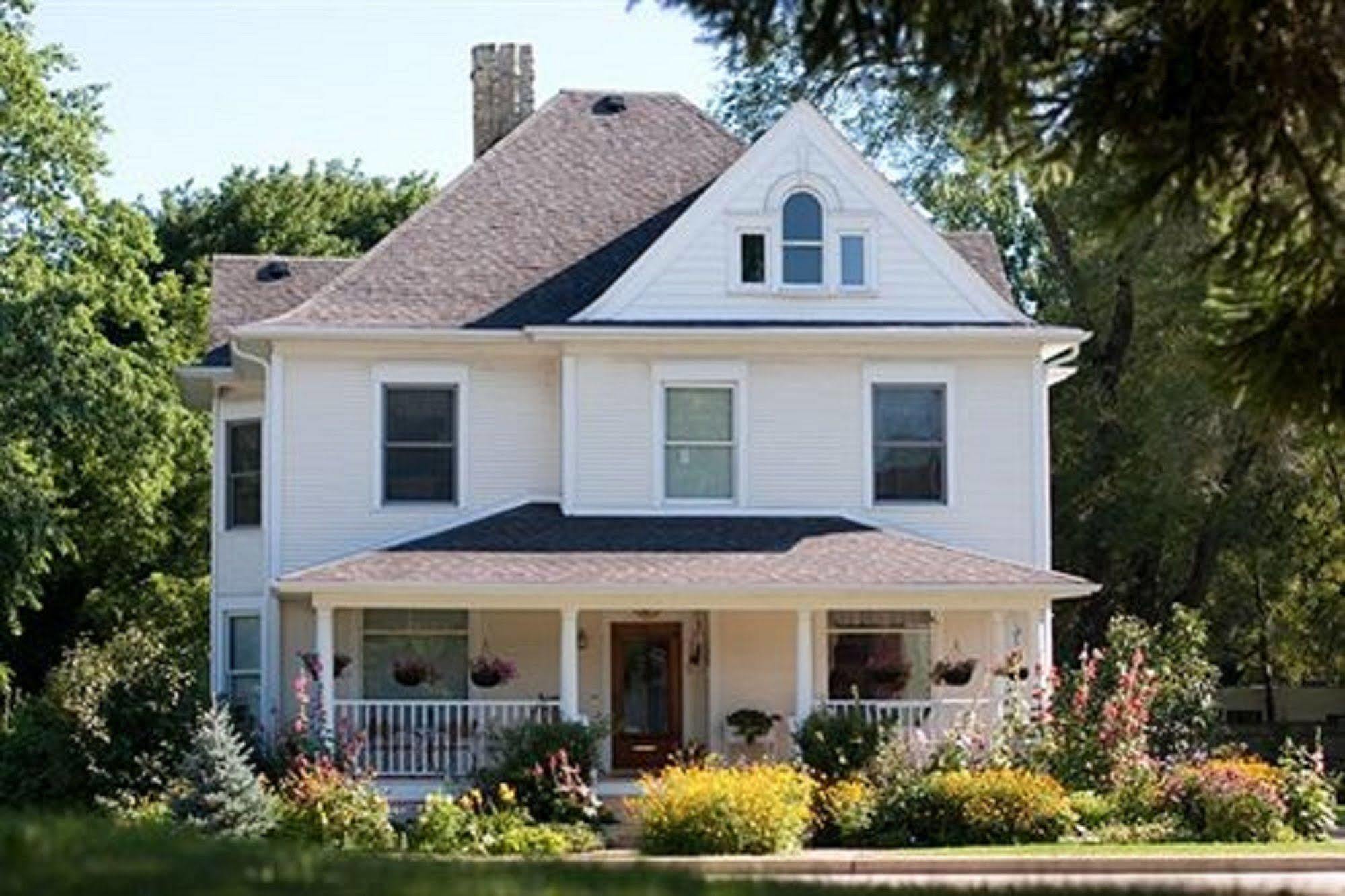Covington Manor B&B Cambridge エクステリア 写真